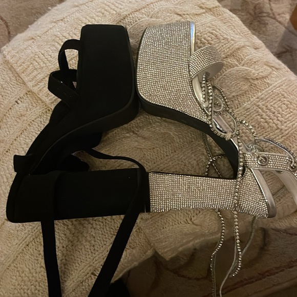 Lady GoDiva Platform Strappy Sandals no size see picture I believe 8 - Picture 6 of 7